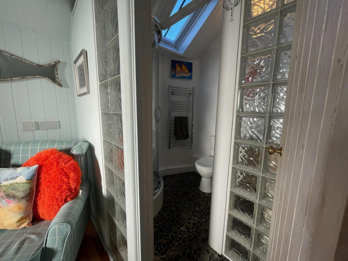 Sandown And Cillia Marys 4 Bedroom 3 Plus 1 Saint Teath Dış mekan fotoğraf