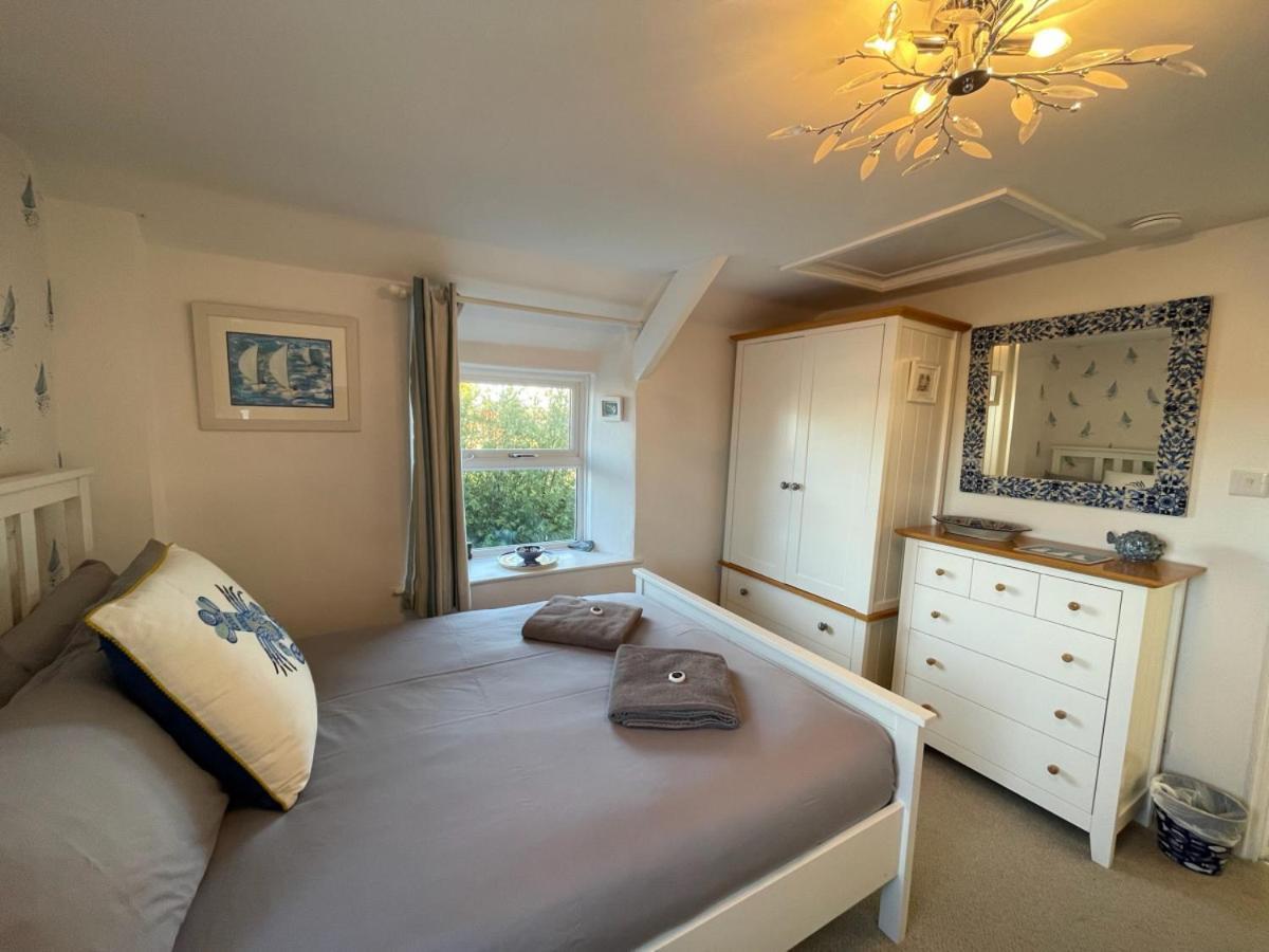 Sandown And Cillia Marys 4 Bedroom 3 Plus 1 Saint Teath Dış mekan fotoğraf