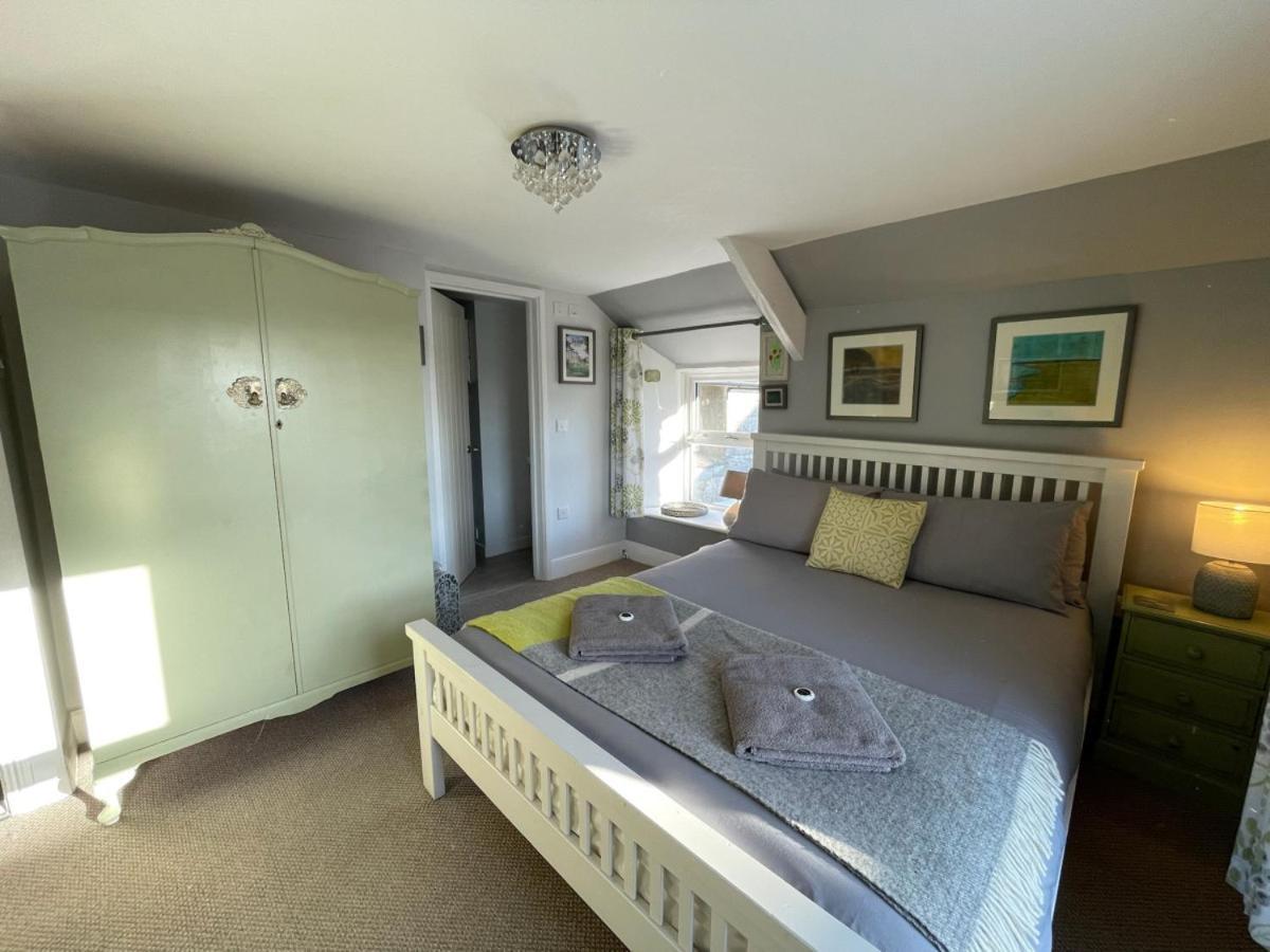 Sandown And Cillia Marys 4 Bedroom 3 Plus 1 Saint Teath Dış mekan fotoğraf